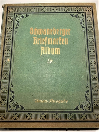 FRIMÆRKER HELE-VERDEN | Samling i gammelt Swaneberger album med frimærker fra mange lande - Stemplet/Ubrugt